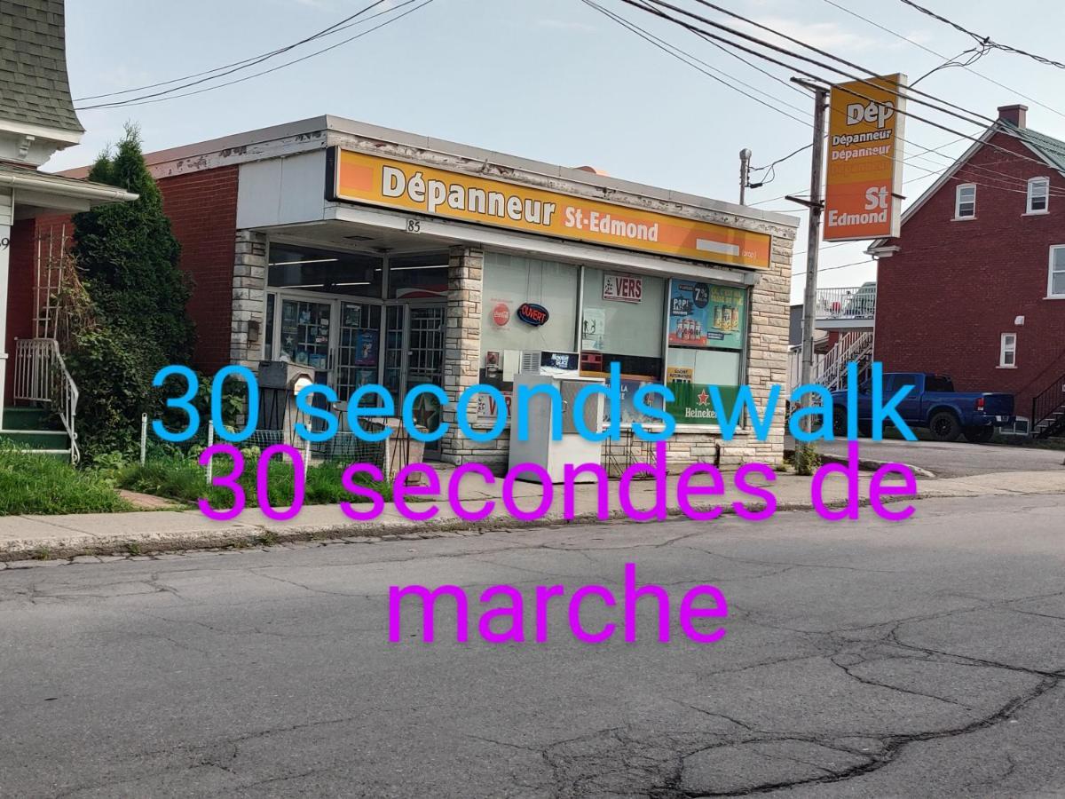Welcome To Airbnb Saint-Jean-sur-Richelieu Esterno foto
